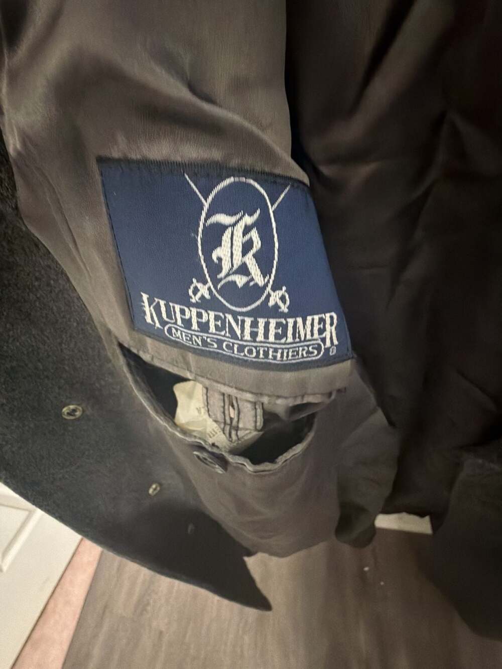 Vintage Kuppenheimer Wool Cashmere Overcoat Men’s 44R Gray Made in England - Picture 3 of 5